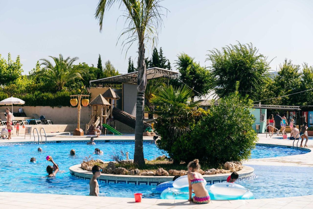 Camping Tucan - Mobile Homes By Lifestyle Holidays Lloret de Mar Kültér fotó